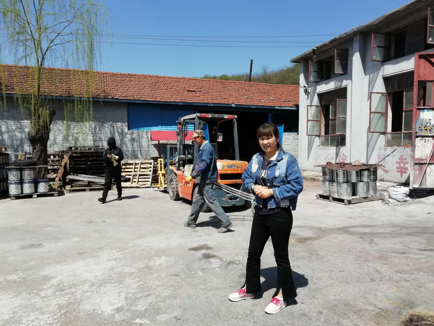 c67457157dda4c0893f8c5fe40eff775.Jpeg