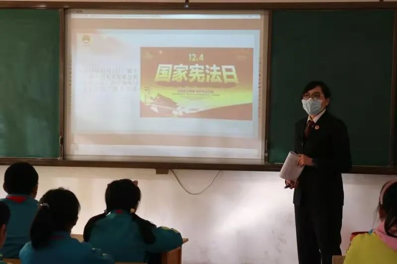 137aaa3370f8472291df0fd35ec21270.Jpeg