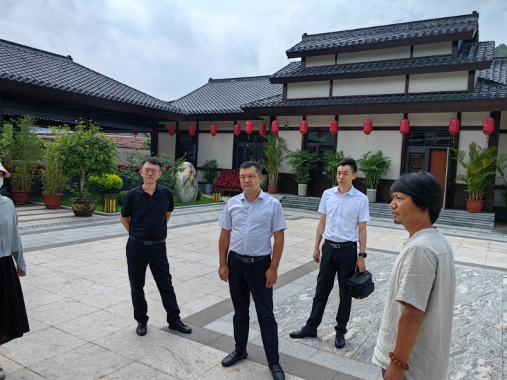 976a60f7e4924dcc8f29eecadecb6528.Jpeg